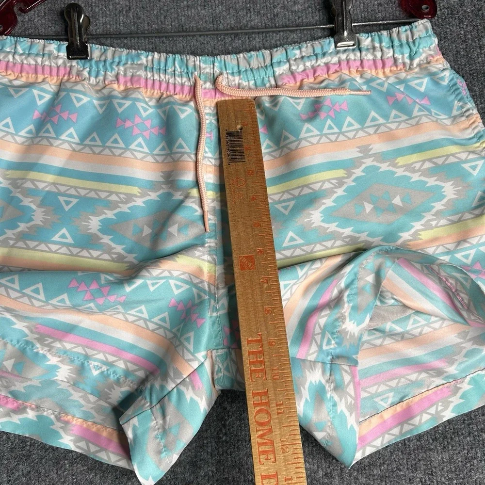chubbies pattern geometric medium